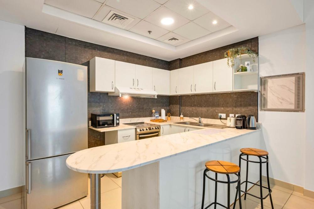Serene 1BR with Stunning Marina Views @DubaiMarina