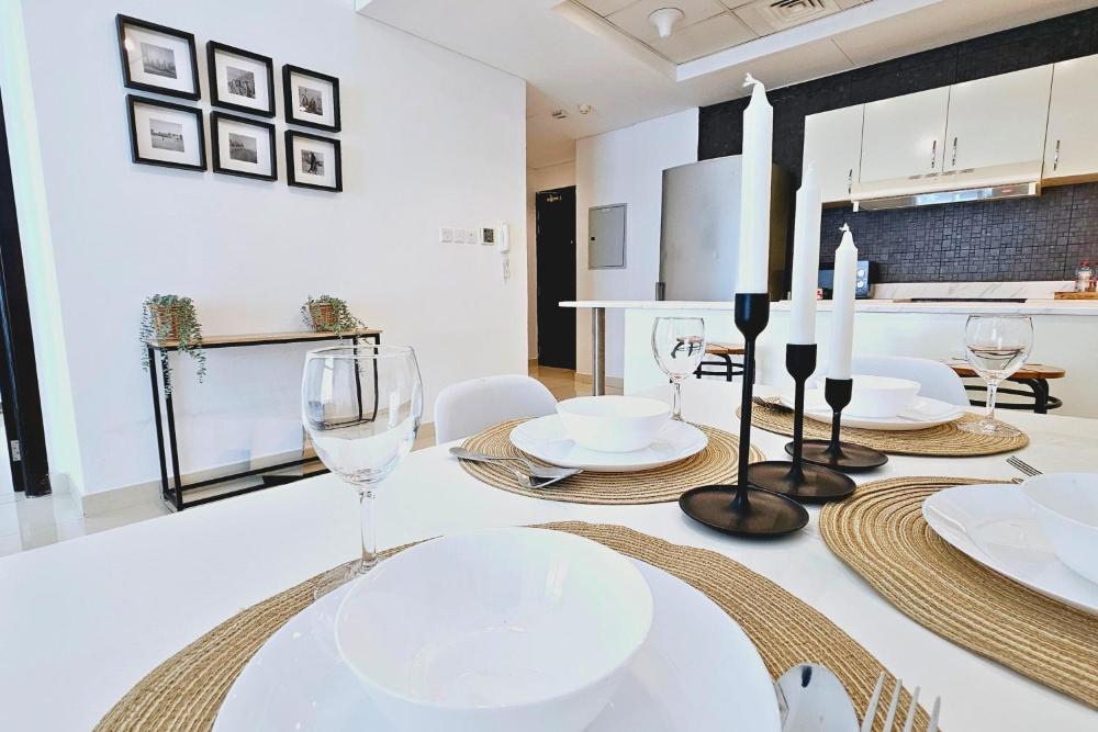 Serene 1BR with Stunning Marina Views @DubaiMarina