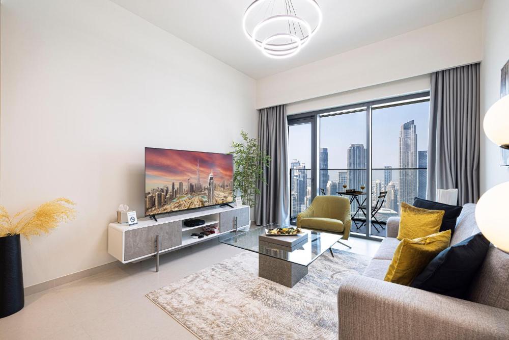 SmartStay at Burj Royale - Full Burj Khalifa View - Brand New Luxury Apartments