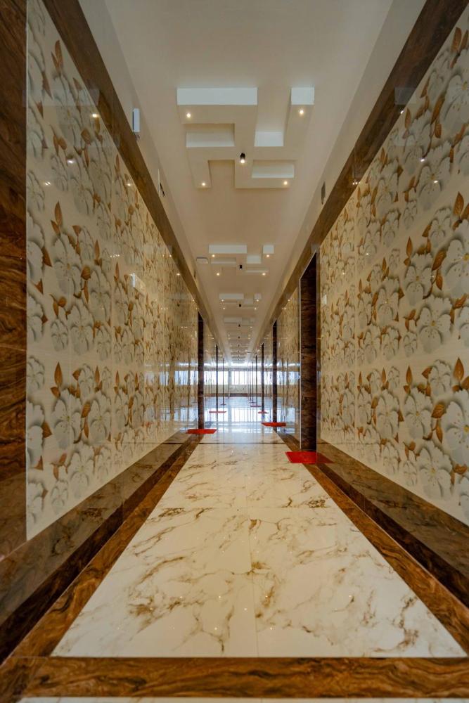 RIGHT CHOICE HOTELS