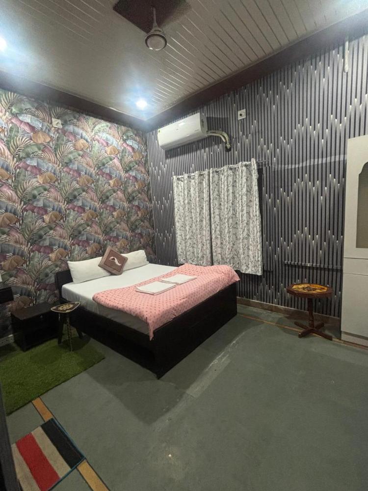 The Royal Lake View Villa