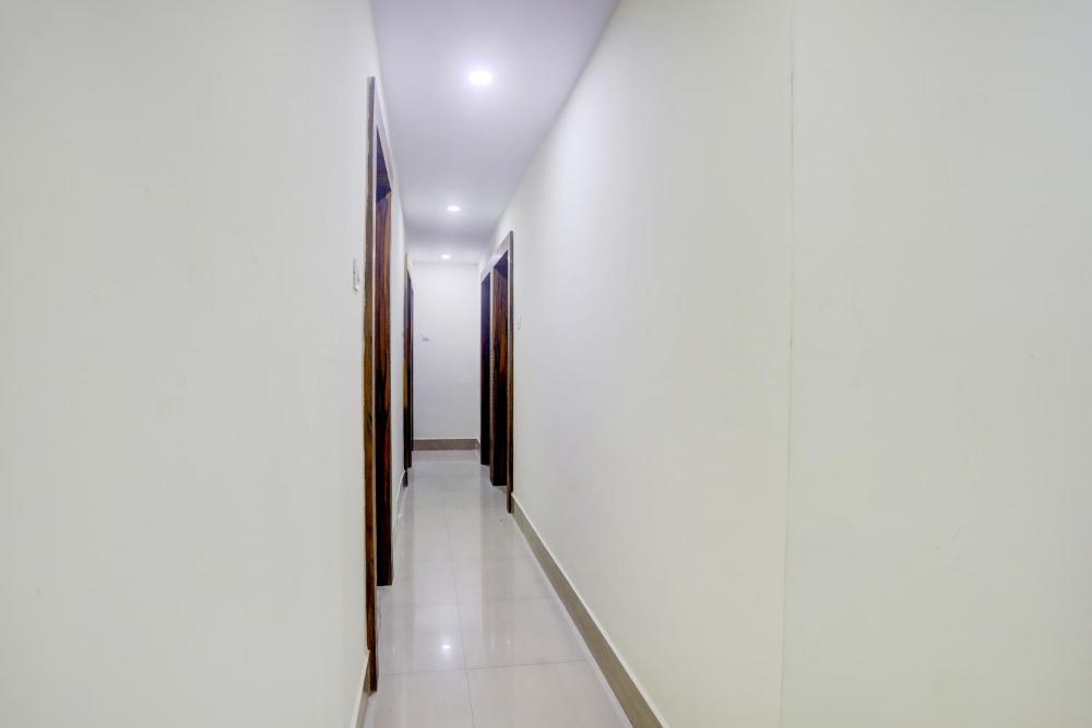 Hotel O Shyama Palace