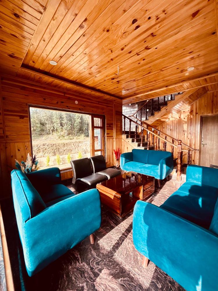 Shalom Hillcrest Inn