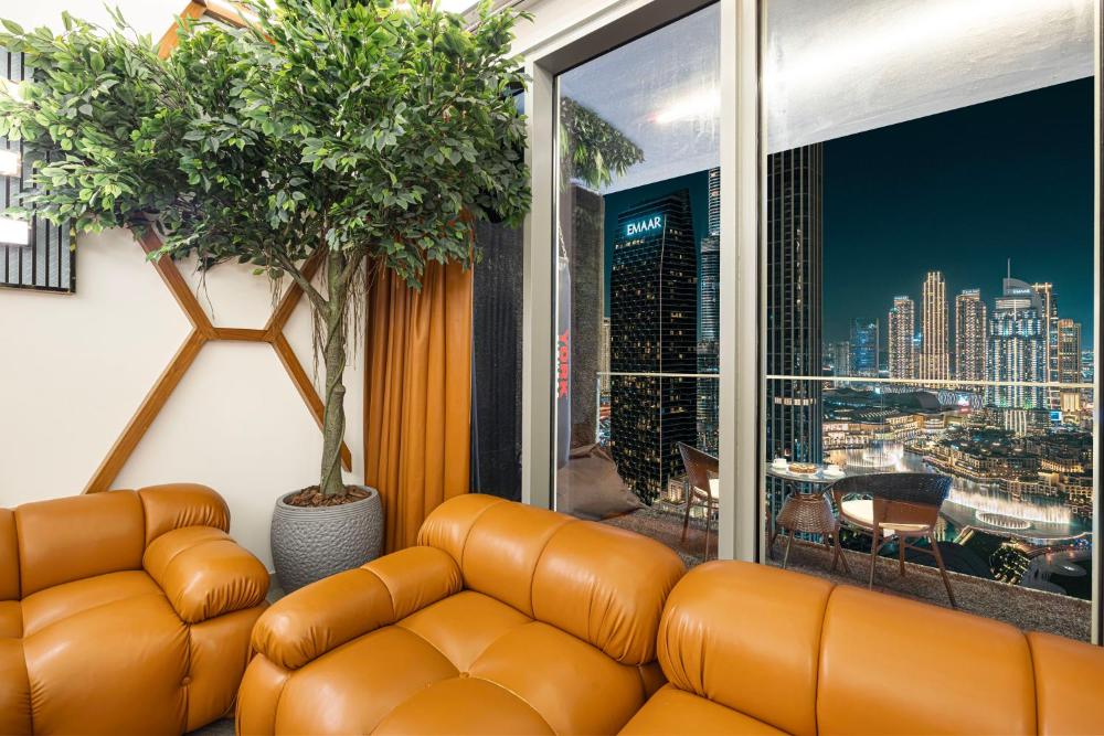 Kabene Exotic, Burj Khalifa & Fountain View, 5 Starts, 4 Bedroom, Best In Dubai