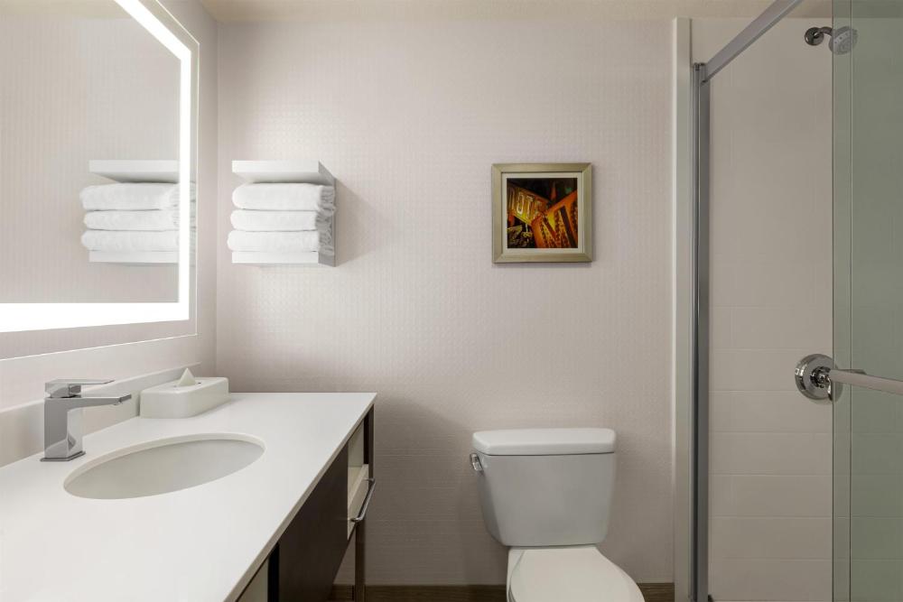 Room Image 5