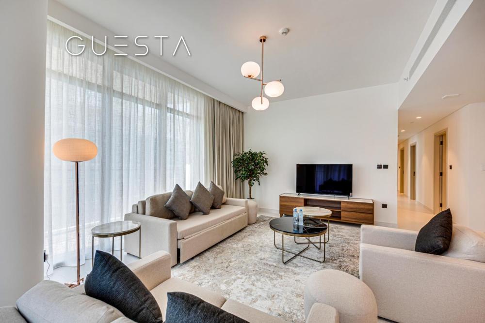 Emaar Beachfront - Marina Vista Tower, Dubai Marina