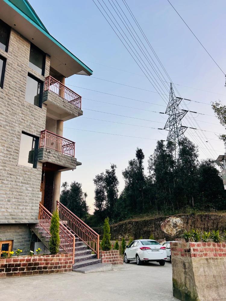 Shalom Hillcrest Inn