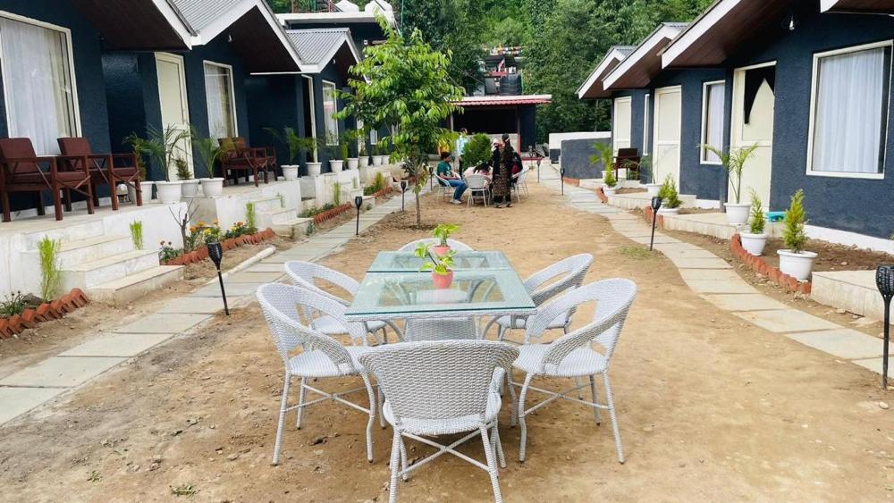 Hillarious Manali