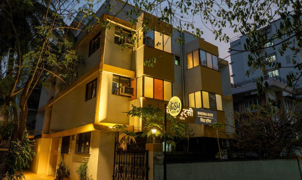 Itsy Hotels Bindra Elite