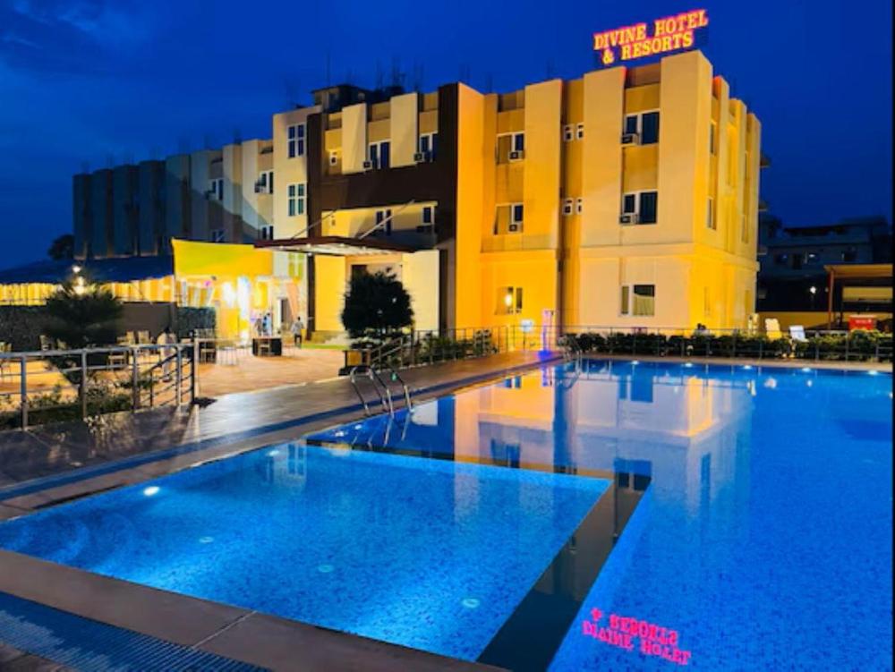 Divine Hotel And Resorts