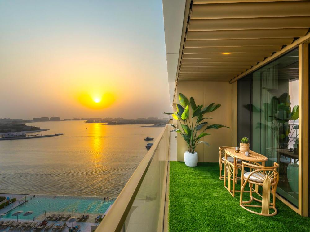 Ultra-Luxury 2 Bedroom Beachfront Escape with Sea Views