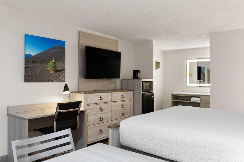 Room image 3