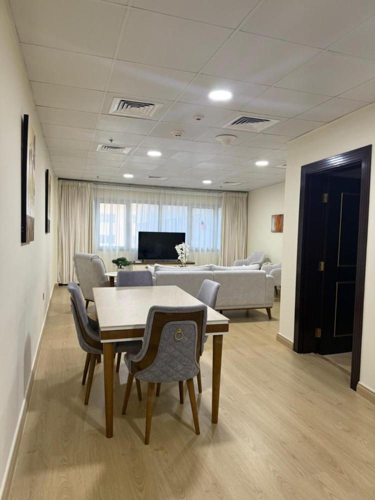 Room Image 3