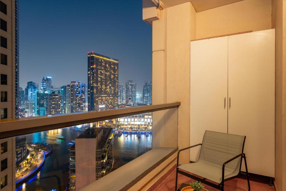 Urban Panda Skyview Hostel JBR