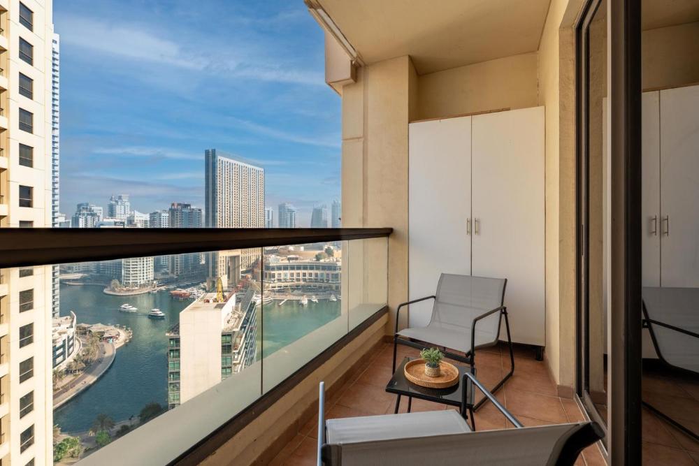 Urban Panda Skyview Hostel JBR