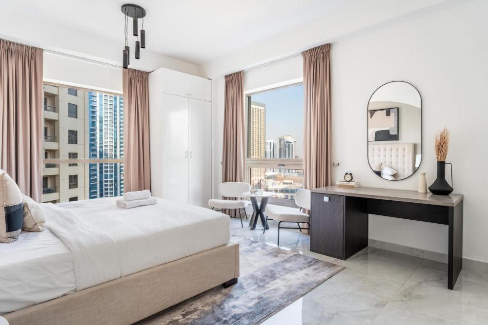 Urban Panda Skyview Hostel JBR