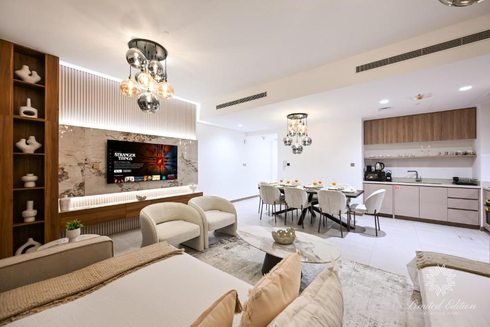 Luxury Apartments - Urban Oasis by Missoni - Business Bay - Canal View - 10 Minutes from Dubai Mall 