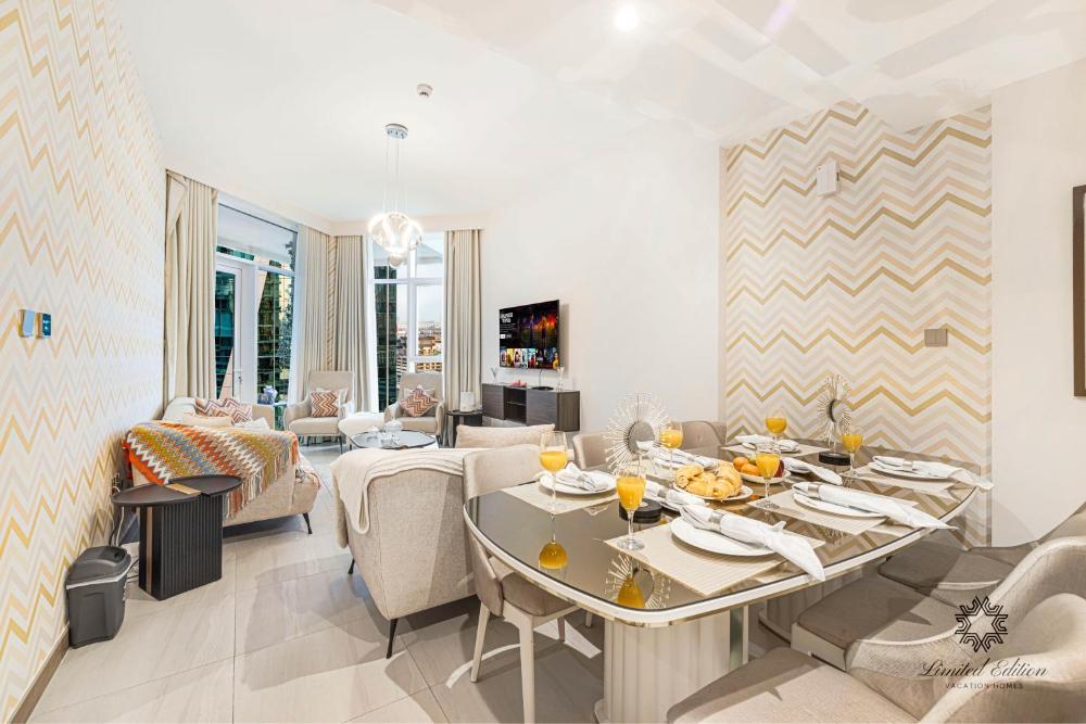 Luxury Apartments - Urban Oasis by Missoni - Business Bay - Canal View - 10 Minutes from Dubai Mall 