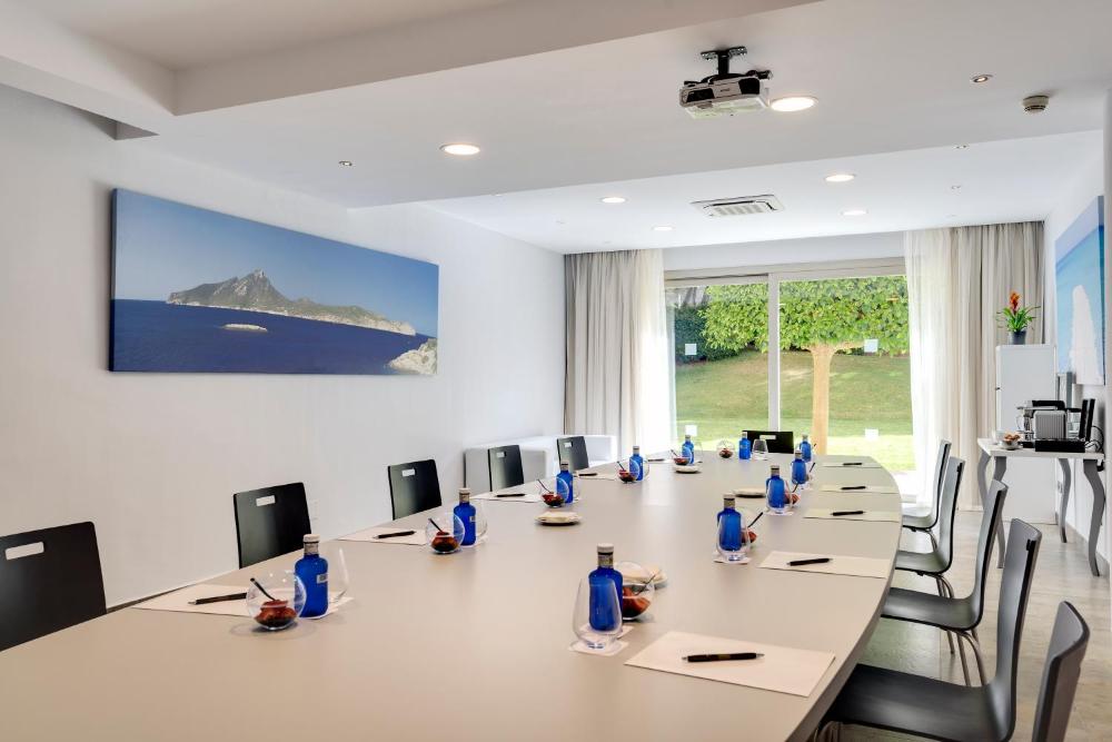 Occidental Playa De Palma Prices Photos Reviews Address Spain