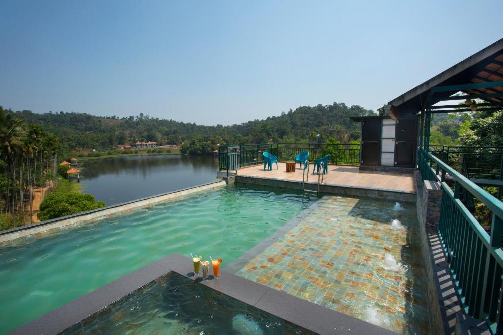 Karlad Lake Resort