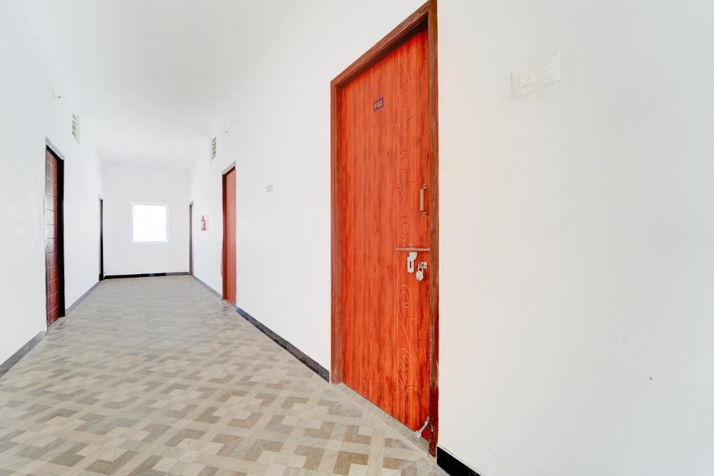 Super Hotel O Neelambur Near PSG ITech