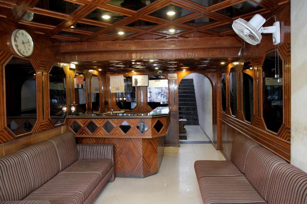 Hotel Raj