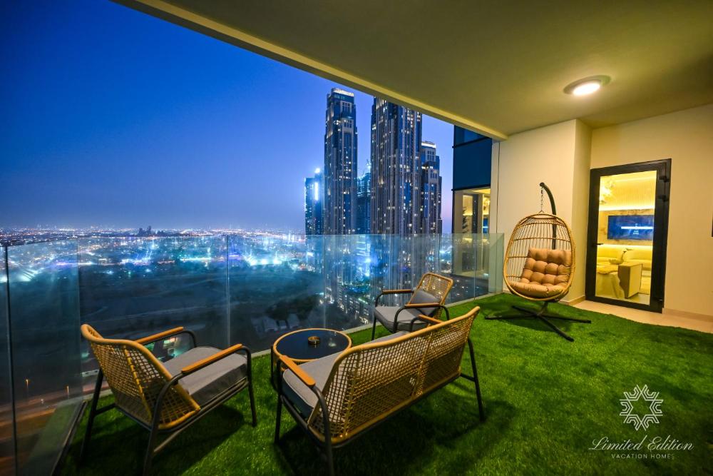 Luxury Apartments - Urban Oasis by Missoni - Business Bay - Canal View - 10 Minutes from Dubai Mall 