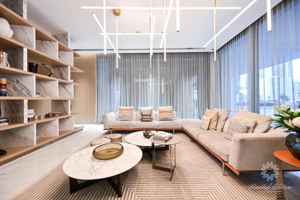 Luxury Apartments - Urban Oasis by Missoni - Business Bay - Canal View - 10 Minutes from Dubai Mall 
