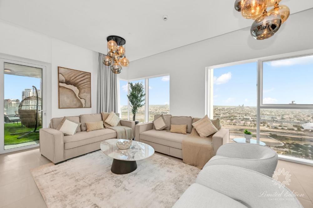 Luxury Apartments - Urban Oasis by Missoni - Business Bay - Canal View - 10 Minutes from Dubai Mall 