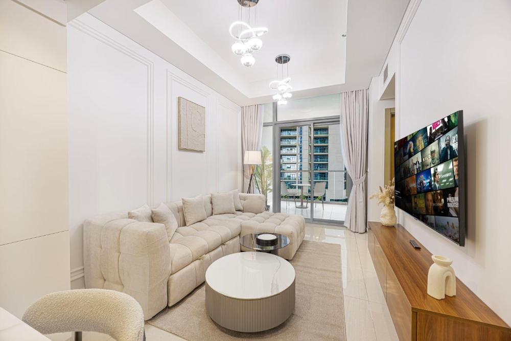Lux Apartments in BusinessBay, Canal views, Great Location