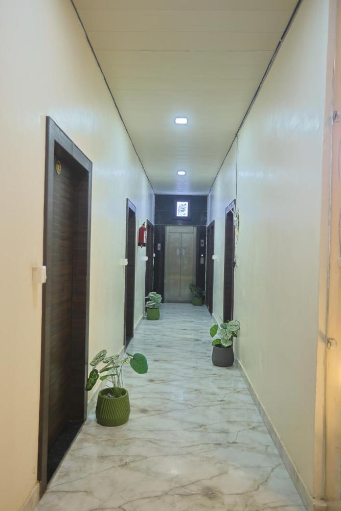 Hotel RK Residency Near Prem Mandir