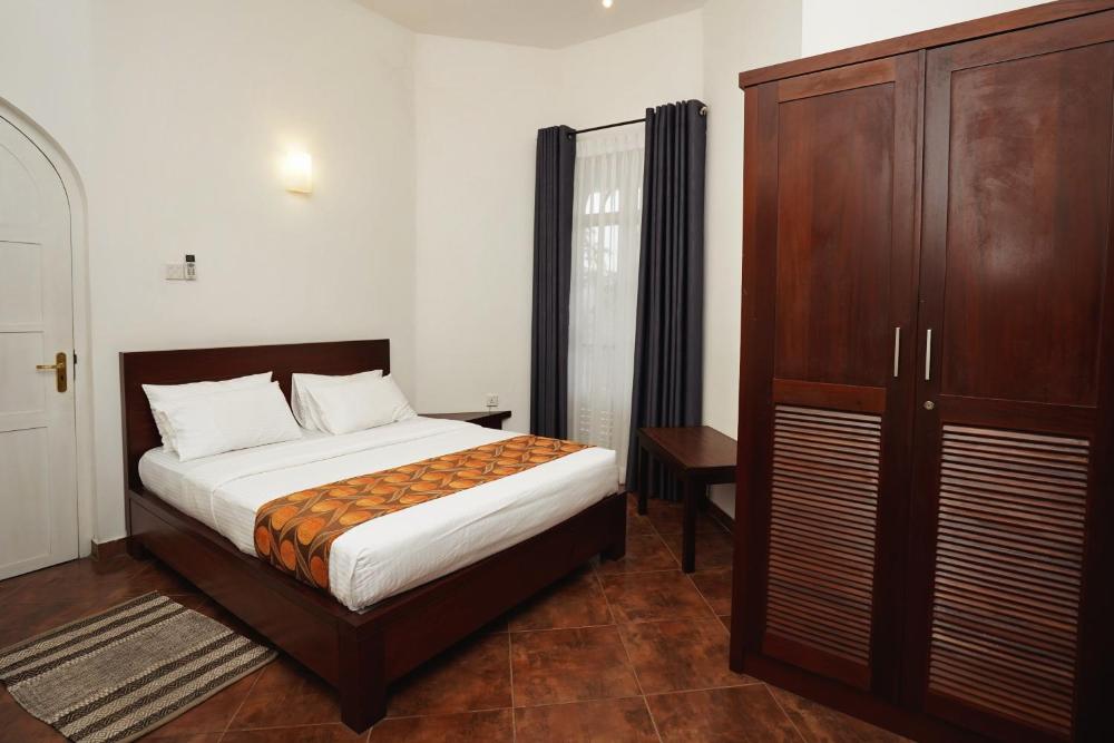 Room Image 3