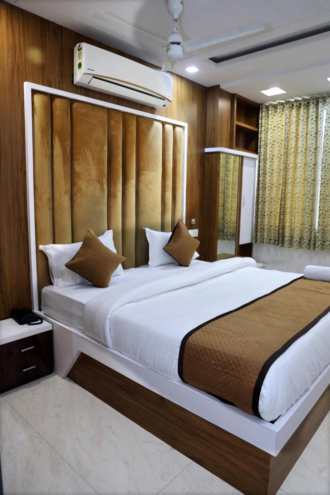 Hotel Om Elegance