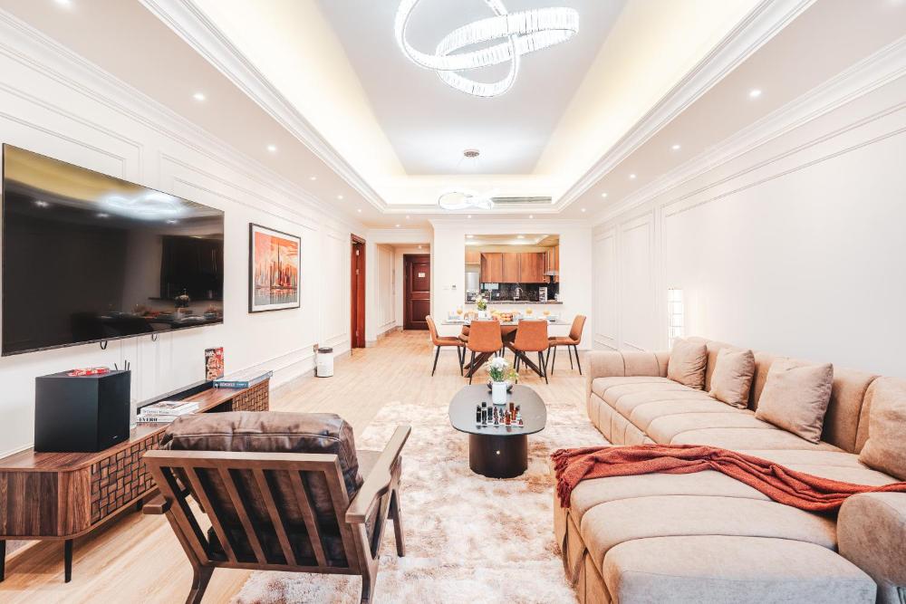 New Fairmont Residence with private beach on PalmJumeirah