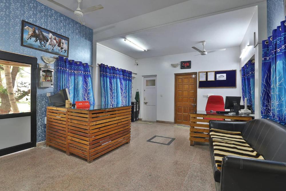 StayGuru Resort Farm Villa