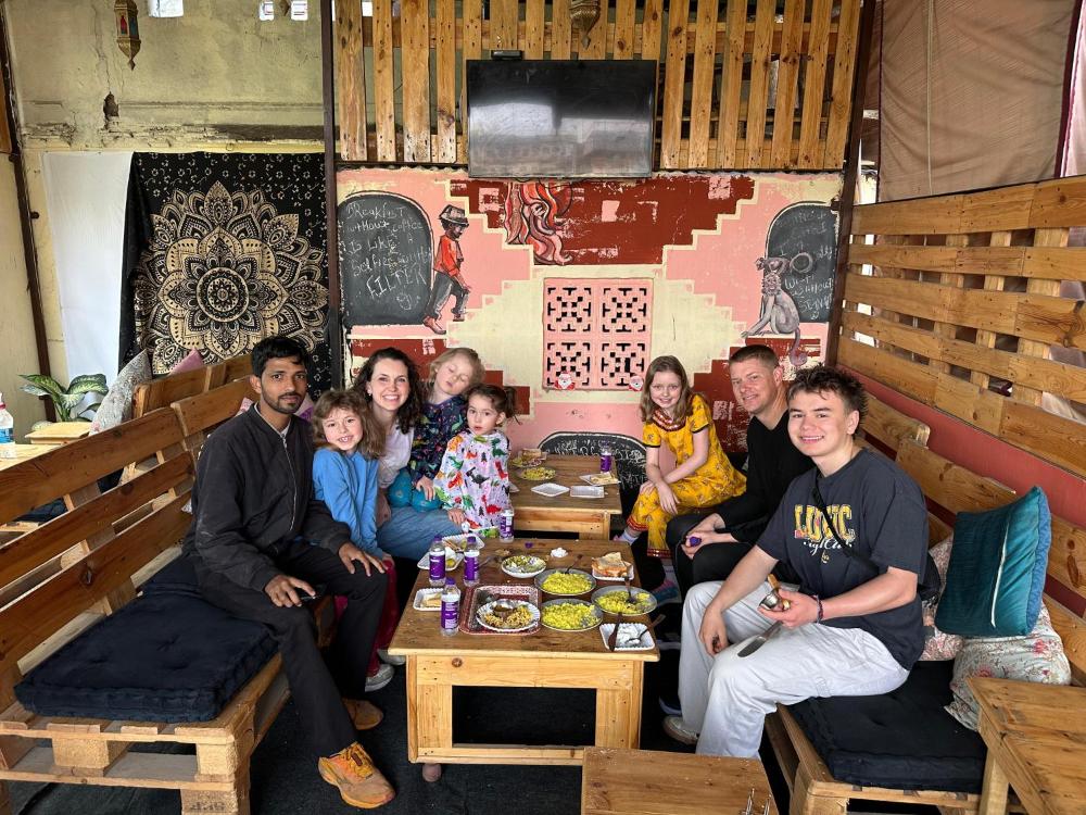 Pink City Backpackers