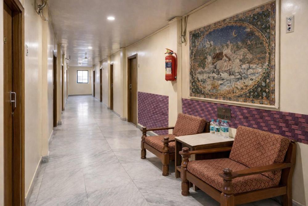 SRK Hotel