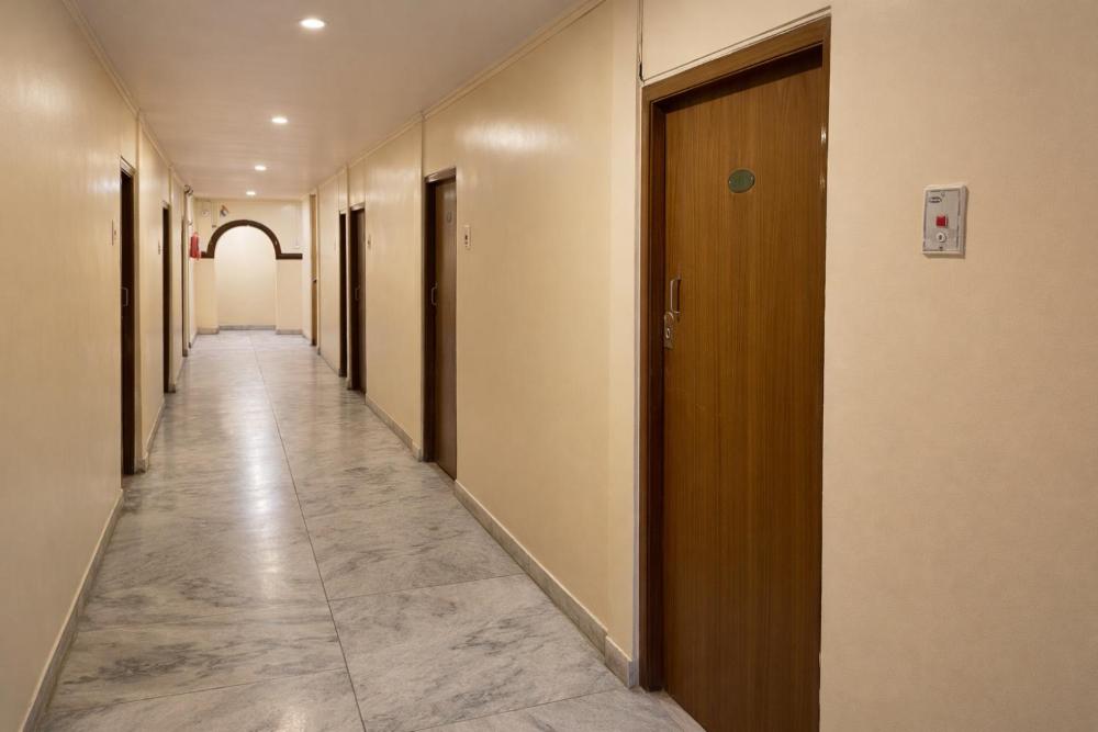 SRK Hotel