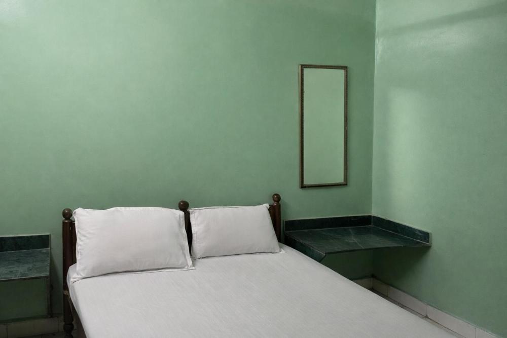 SRK Hotel