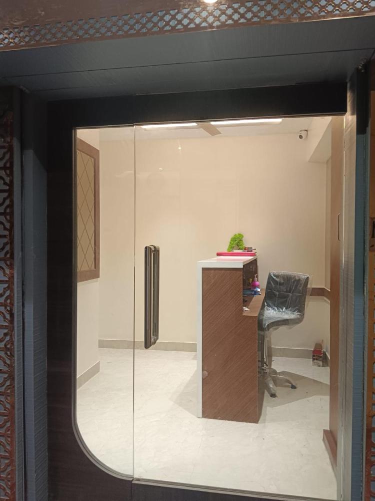 HOTEL GRAND PALACE INN