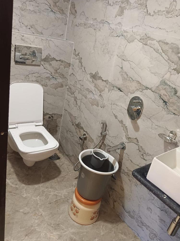 HOTEL GRAND PALACE INN