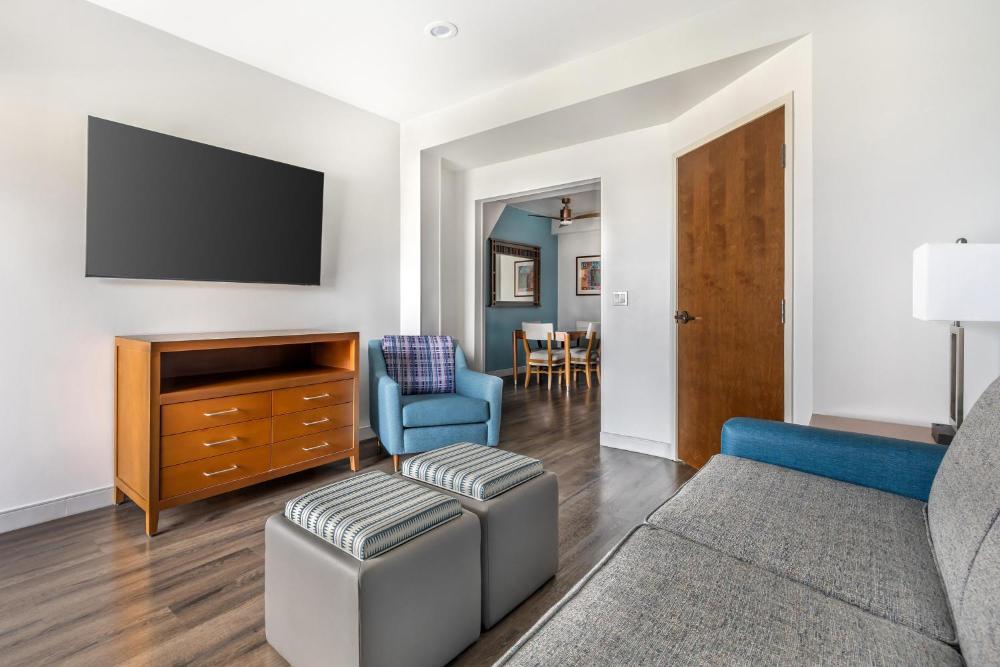 Room Image 4