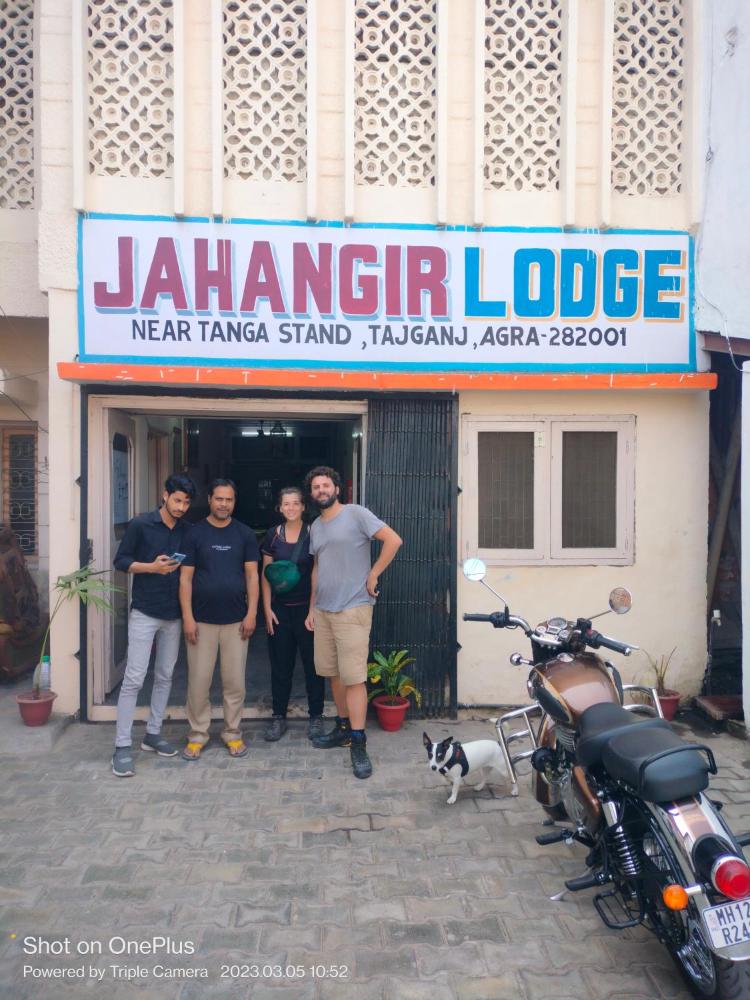 JAHANGIR LODGE