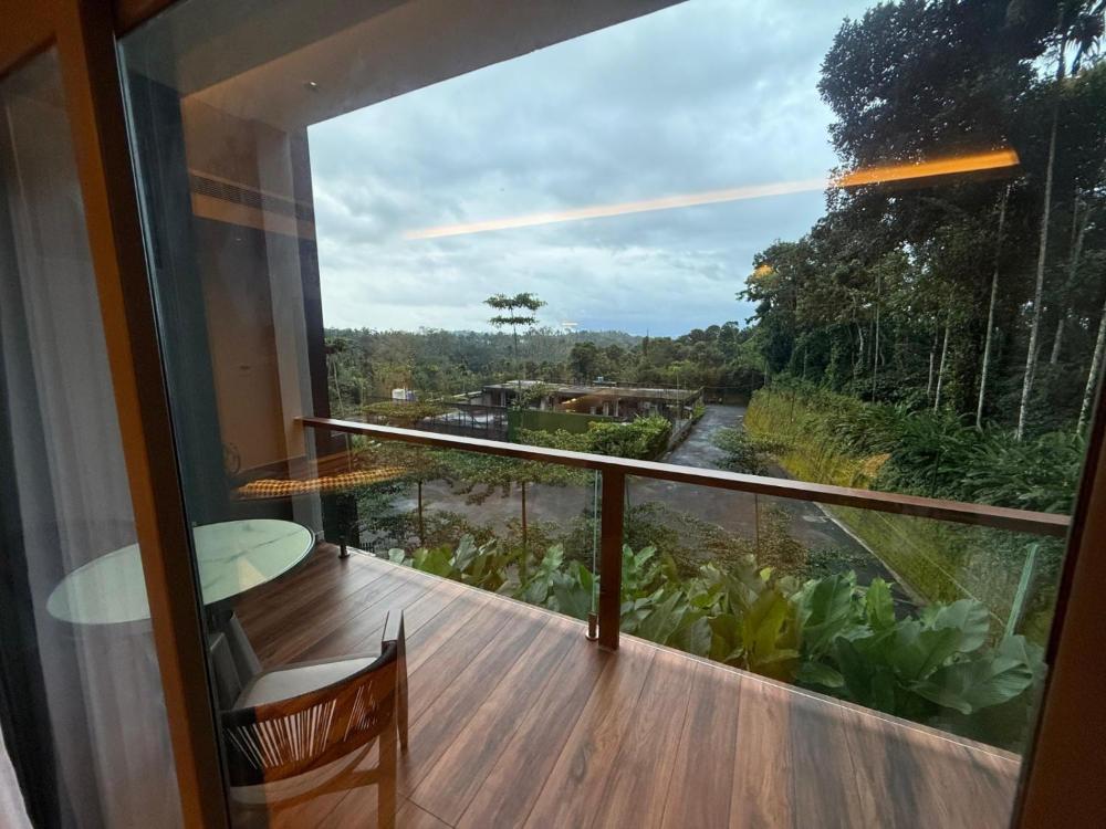 EVORA Resort and SPA