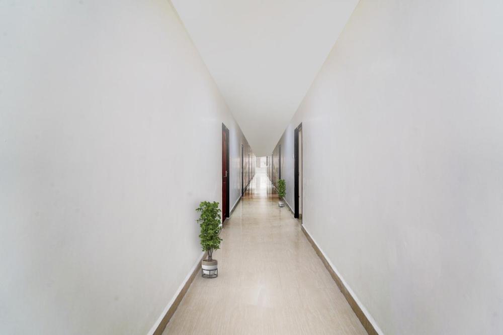 Hotel O Jayam Residency Tiruvottiyur Near Tiruvottriyur Theradi Metro Station