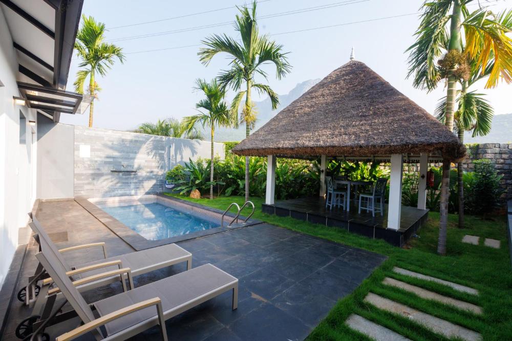 DARZA RESORTS 