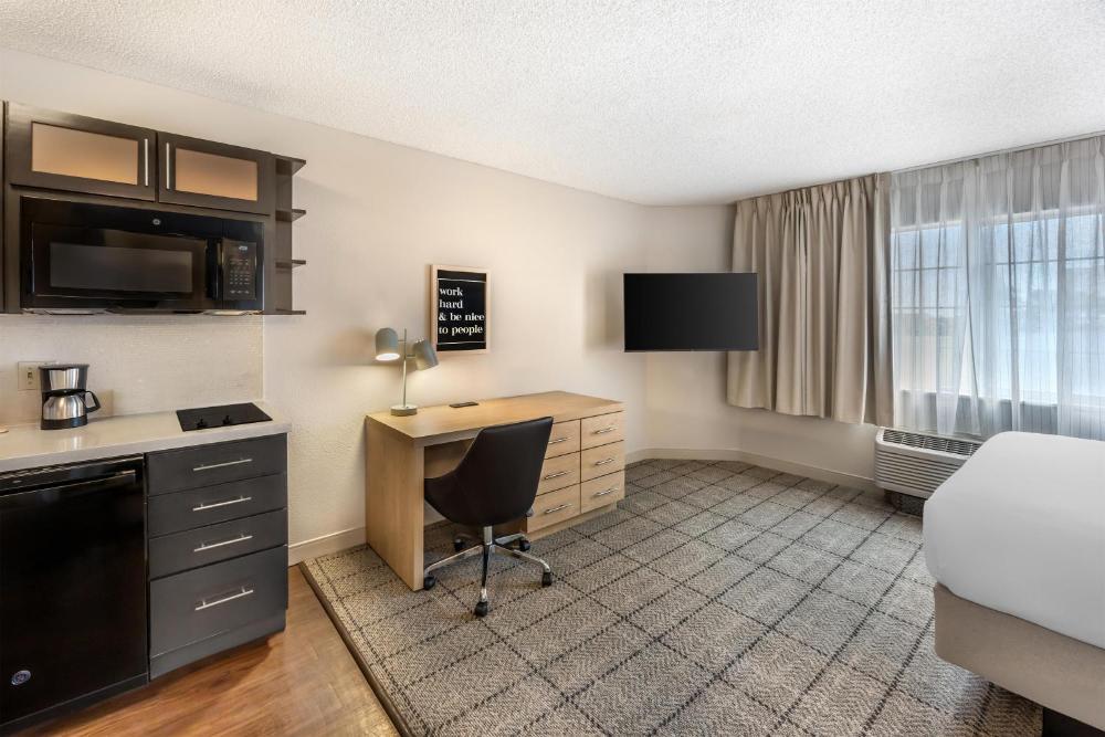 Room Image 3
