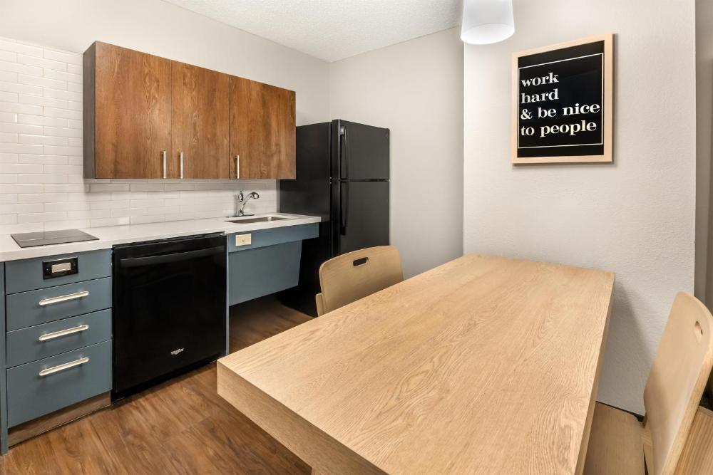 Room Image 4