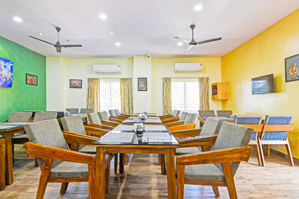 OYO Townhouse Dwarakanagar Near Gurudwara