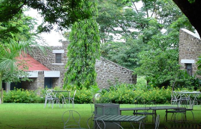 Kailas Hotel